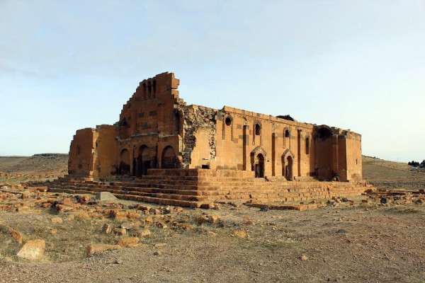 Անհատական էքսկուրսիա էքսկուրսավարի ուղեկցությամբ. Տեսնենք Անին և Երերույքը