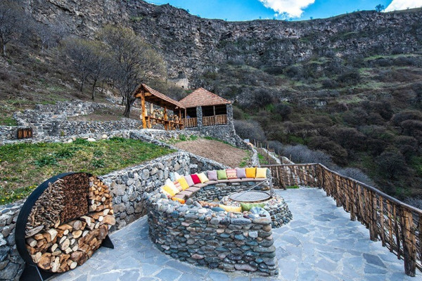 Խմբային էքսկուրսիա Գյումրիից․ Օձուն, Սանահին, Հաղպատ, Զարնի-Պարնի քարայր-ամրոցային համալիր