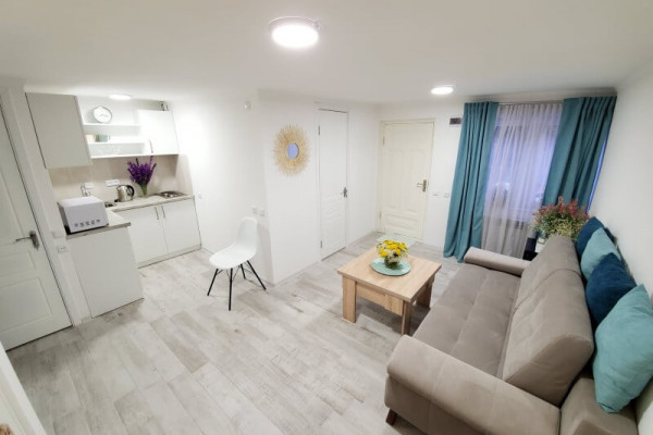 Central Guesthouse Գյումրի