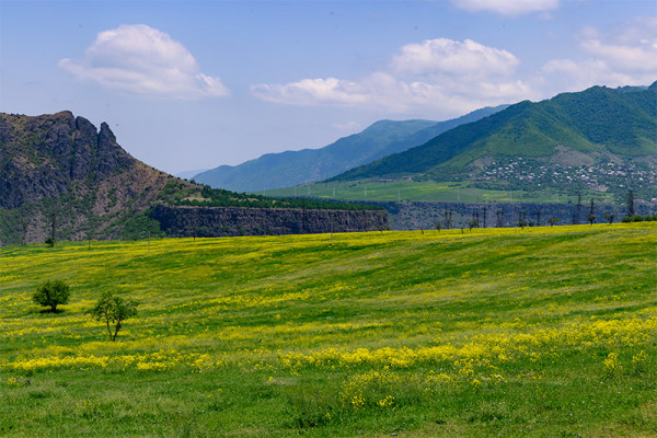 Արշավ դեպի Աթոռիկ սարավանդ