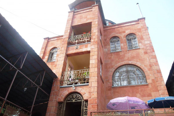 Մագնիտ հյուրատուն